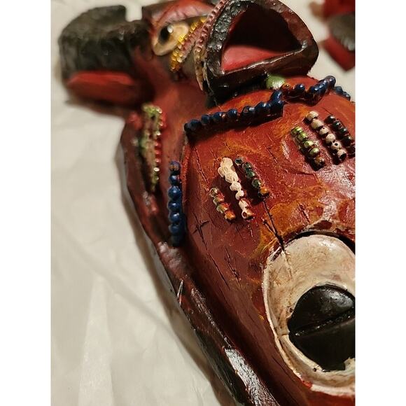 2 Design Toscano Masks Of The Congo African Wall Sculptures Bullhead & Toucan - Picture 10 of 10